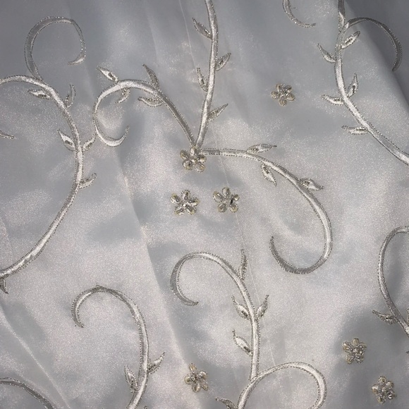 🚫SOLD🚫Ivory sz 12 stunning wedding gown - Picture 8 of 16